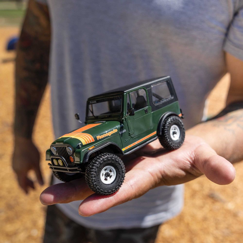 Axial SCX30 Jeep CJ-7 Green Renegade edition
