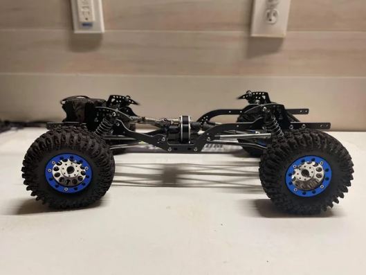 Razors Edge Class 1 RC Chassis – T700 Carbon Fiber