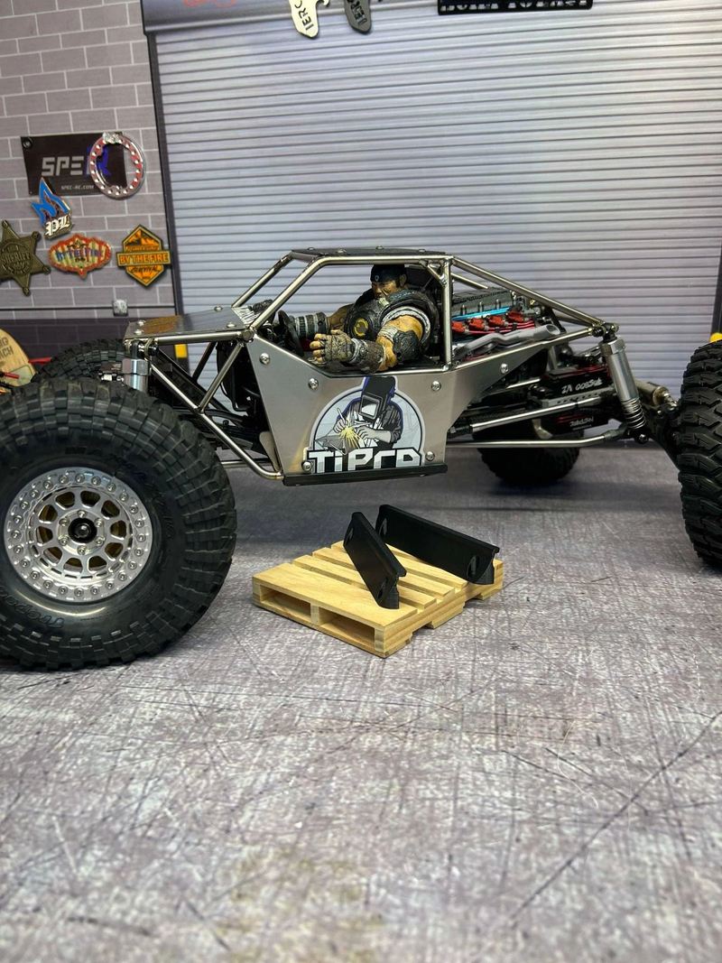 IERC Tipro MB1 Sliders