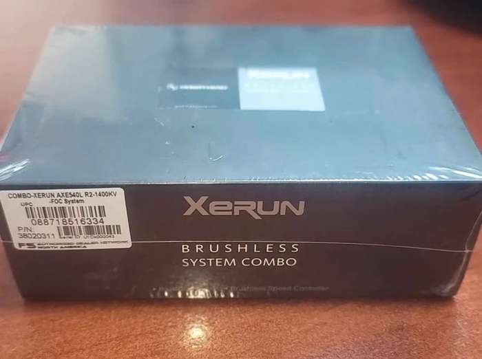 Hobbywing XeRun AXE540L R2 1400Kv FOC Combo (Sealed)