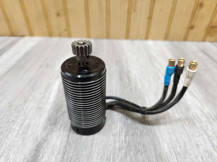 Traxxas 6S 2200Kv Brushless Motor